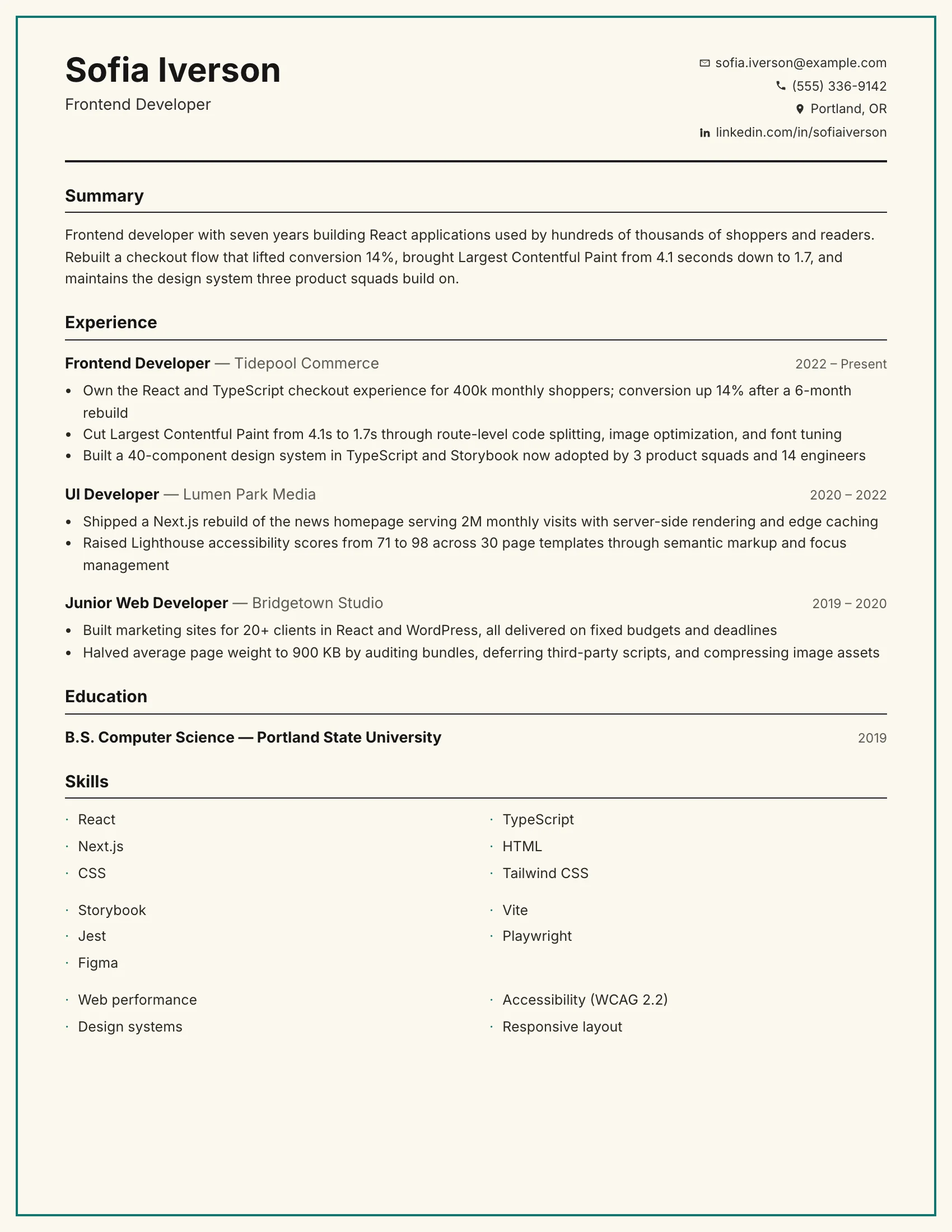 Frontend Developer · Cream resume template preview