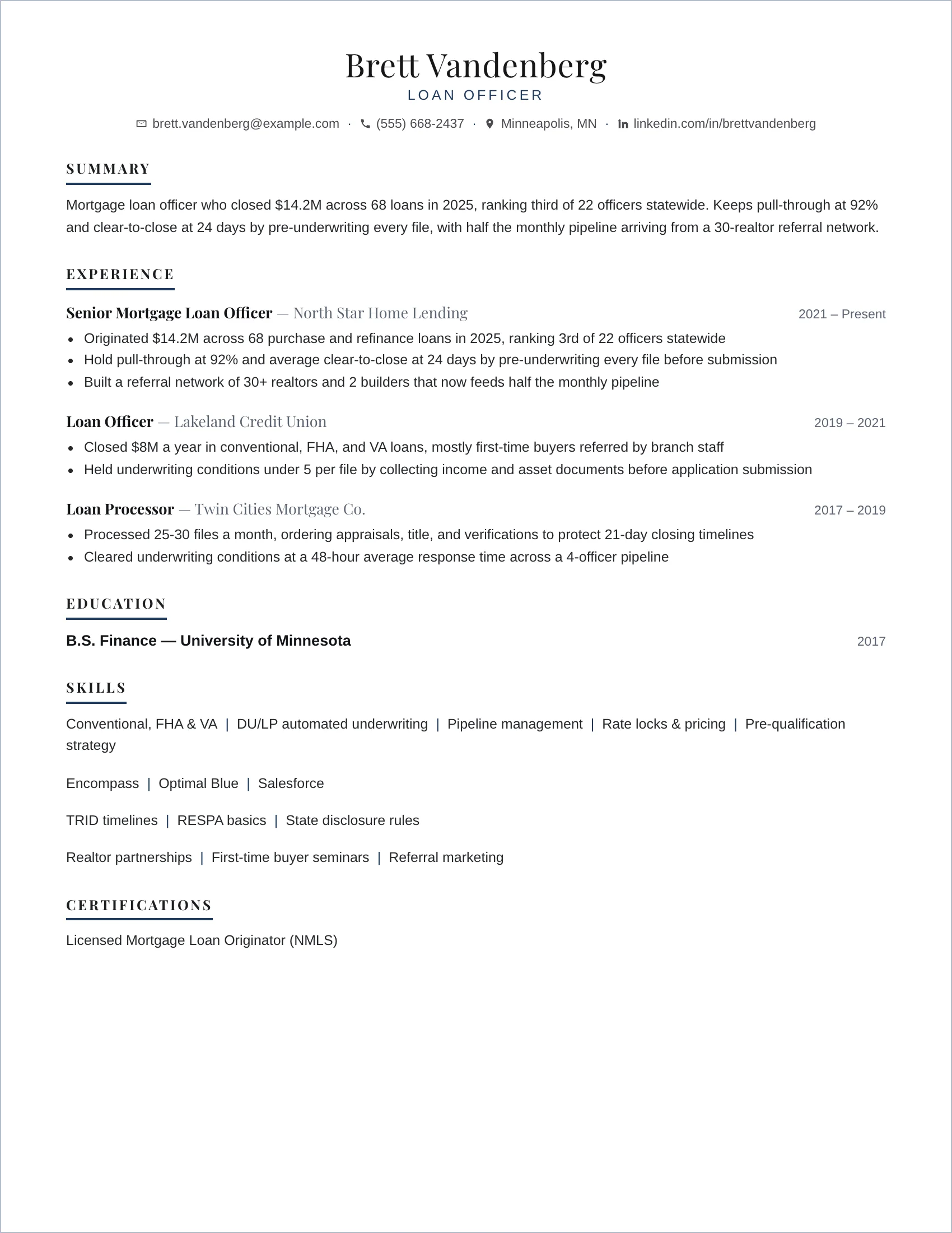 Loan Officer · Europe resume template preview