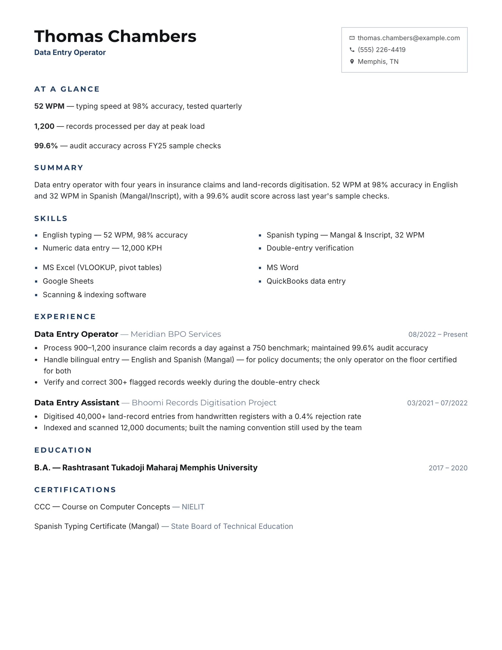 Back Office · Square (Navy) resume template preview